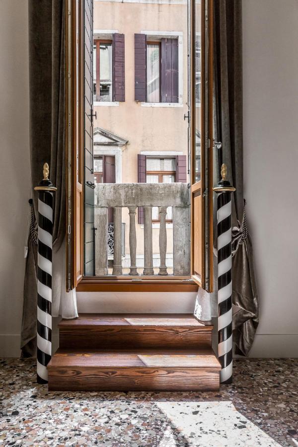 La Corte Dei Cuoridoro 2 Canal View Apartment Venice